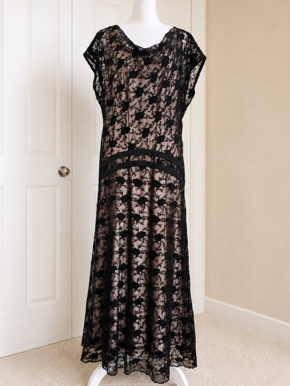 Sundance Happily Ever After Dress XL Black Lace Maxi